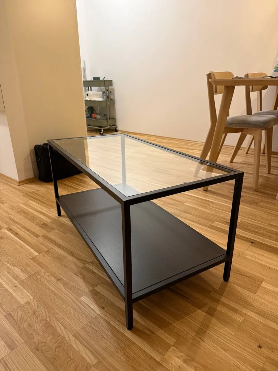 Zu verschenken! Glastisch / Couchtisch, € 0,- (1110 Wien)