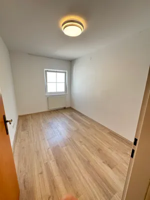 3-Zimmer-Wohnung mieten in Wiener Neustadt – 79,42 m², € 850 – Bild 5 von 9