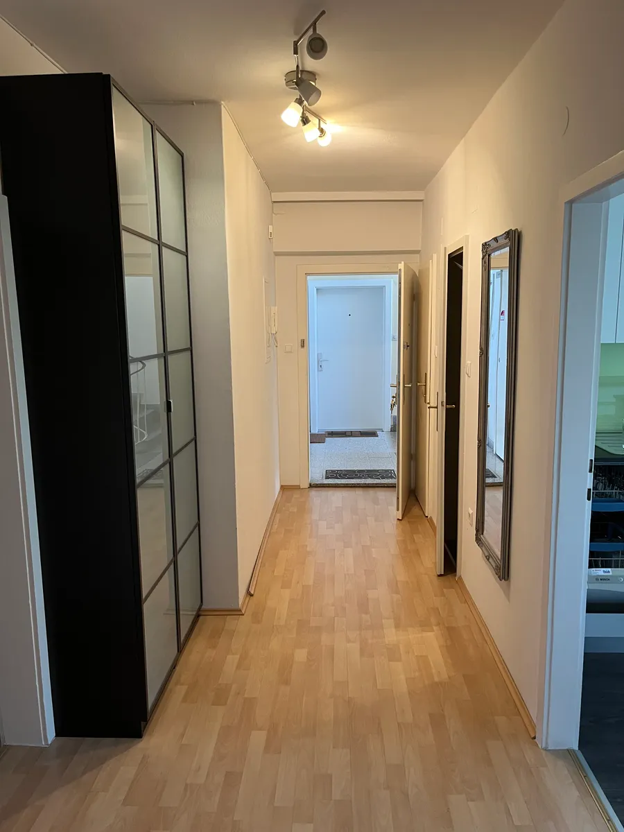 Sonnige 80m² Wohnung Nähe St. Peter Schulzentrum - Ansicht 2