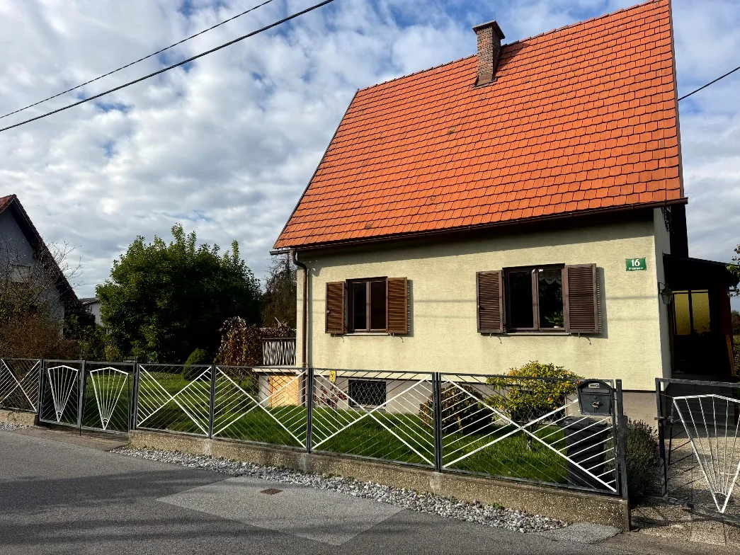 Freistehendes Einfamilienhaus in Graz-Liebenau mit 778m² Grund - Ansicht 2