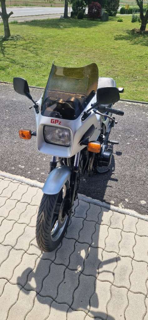 Kawasaki GPZ 1100 Tourer