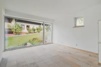 8-Zimmer-Haus kaufen in Vöcklabruck – 242,13 m², € 1.680.000 – Bild 10 von 12