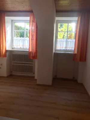 1-Zimmer-Wohnung mieten in Linz – 25 m², € 450 – Bild 2 von 3