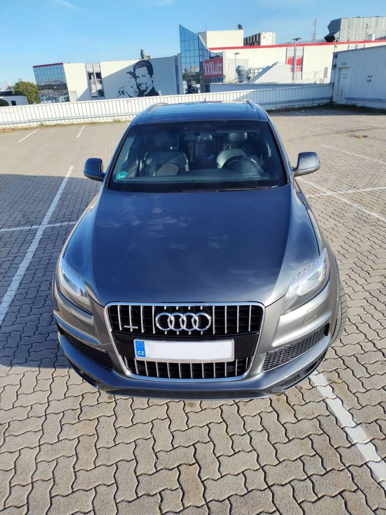 Audi Q7 3.0 TDI (DPF) quattro tiptronic - SUV / Geländewagen