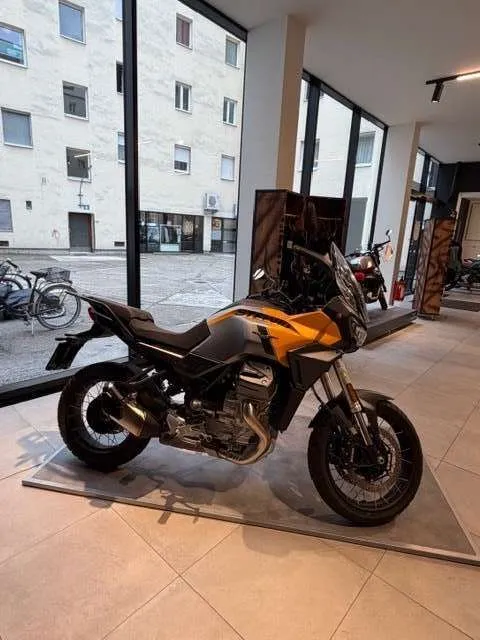 Moto Guzzi Stelvio