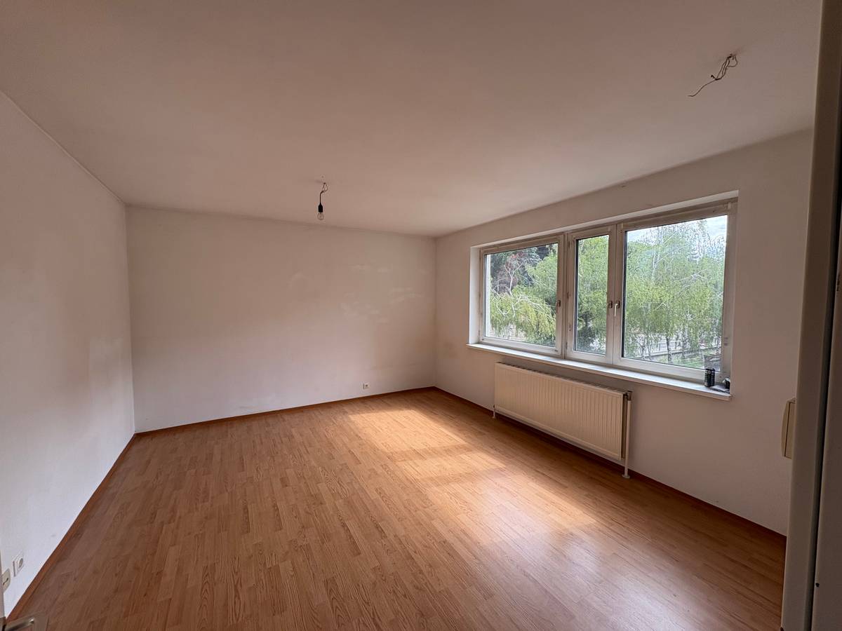 Wohnen im Grünen: Gemütliche 35m² Wohnung mit guter Verkehrsanbindung - Ansicht 2