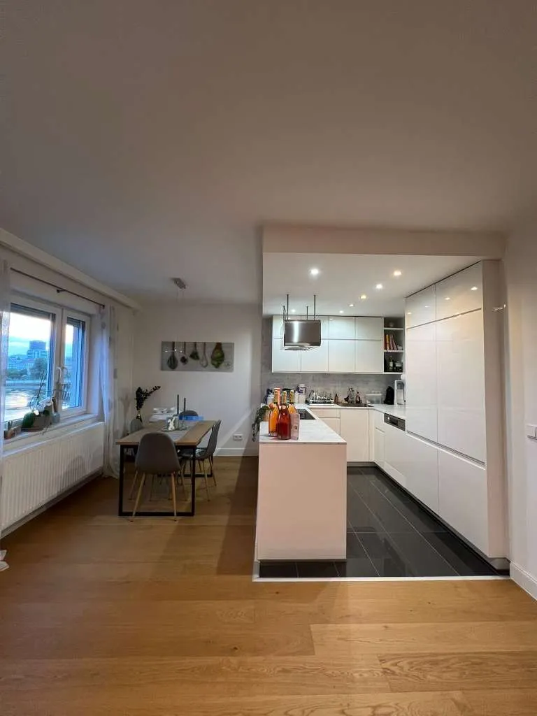 Moderne 3-Zimmer-Wohnung mit Balkon & Donaukanalblick - Ansicht 2