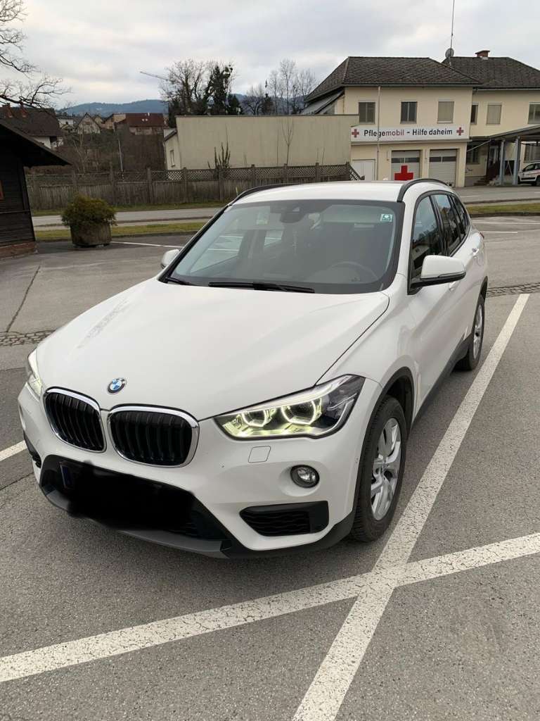 BMW X1 1.8 i F48 SUV / Geländewagen
