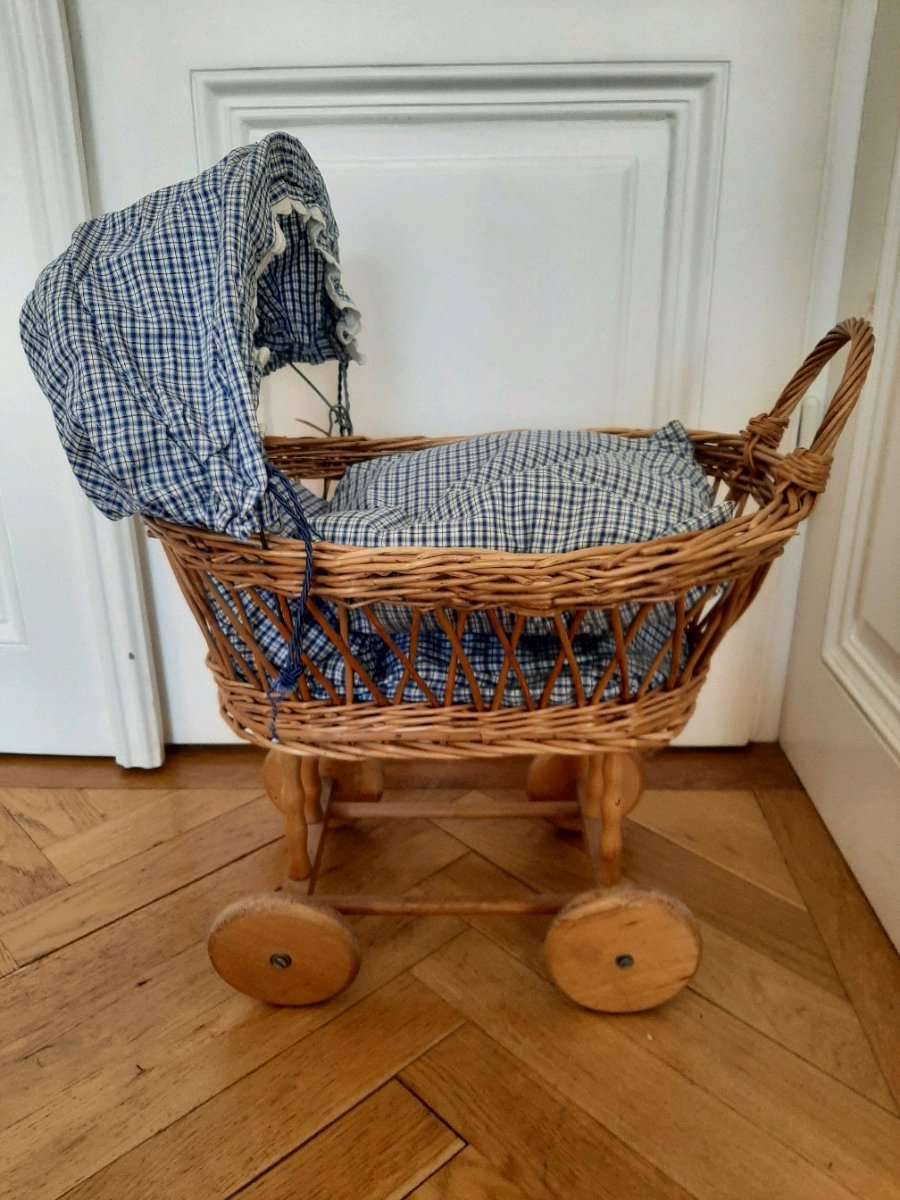 Puppenwagen, Korb,  10,- (1040 Wien) - willhaben