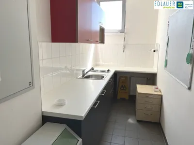 11-Zimmer-Gewerbeimmobilie mieten in Bruck an der Leitha – 748 m², € 8.377 – Bild 9 von 18