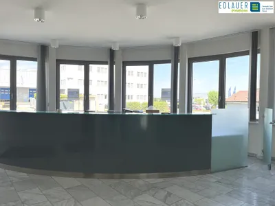11-Zimmer-Gewerbeimmobilie mieten in Bruck an der Leitha – 748 m², € 8.377 – Bild 11 von 18