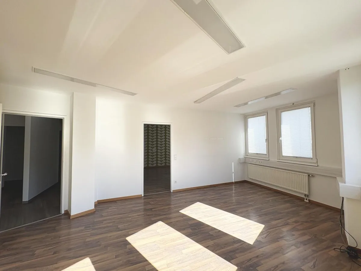Großzügige Büro- oder Praxisfläche im 16. Bezirk - Nähe U3 Ottakring - Ansicht 2