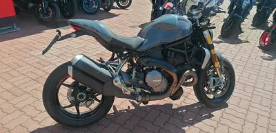 Ducati Monster 1200 S