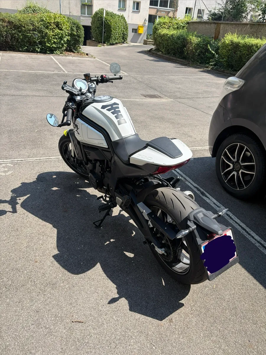 CFMOTO 700