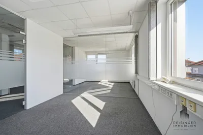 3-Zimmer-Gewerbeimmobilie mieten in Linz Land – 82 m², € 936