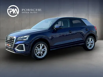 Audi Q2 35 TFSI admired