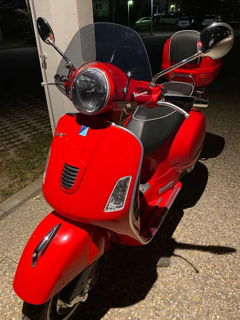 Vespa 125