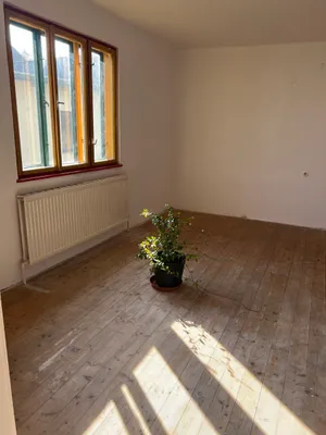 3-Zimmer-Haus kaufen in Gmünd – 110 m², € 72.000 – Bild 1 von 12