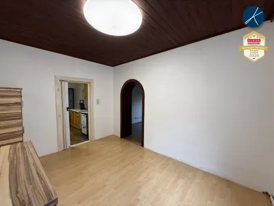 Haus kaufen in Krems an der Donau – 122 m², € 150.000 – Bild 2 von 11
