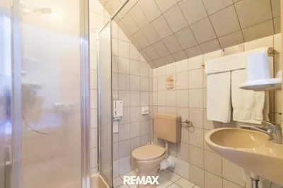 Gewerbeimmobilie kaufen in Bruck an der Leitha – 1 084 m², € 799.000 – Bild 23 von 27