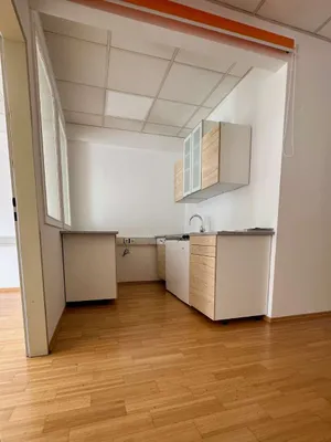 6-Zimmer-Gewerbeimmobilie mieten in Graz – 203 m², € 2.958 – Bild 16 von 20