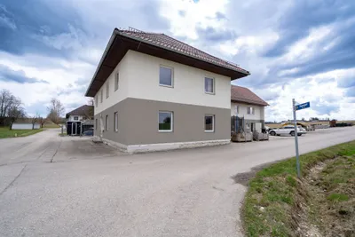 Gewerbeimmobilie kaufen in Wels-Land – 830 m², € 679.000 – Bild 3 von 49