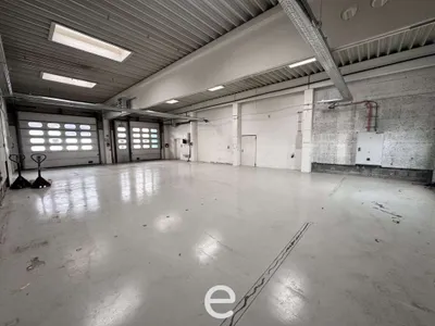 Gewerbeimmobilie mieten in Wels – 750 m²