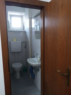 8-Zimmer-Haus mieten in Linz – 130 m², € 1.800 – Bild 13 von 41
