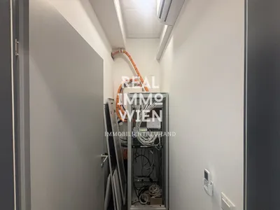 Gewerbeimmobilie mieten in Wien – 1 126 m², € 11.070 – Bild 12 von 12