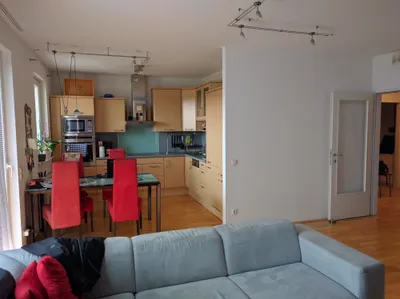 2-Zimmer-Wohnung kaufen in Linz – 70 m², € 285.000 – Bild 3 von 8