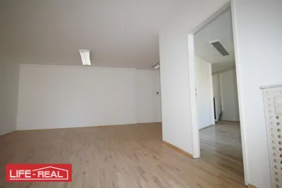 Gewerbeimmobilie mieten in Linz – 327 m², € 3.214 – Bild 1 von 18