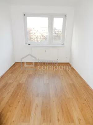MIT WEITBLICK: Moderne und gemütliche 3-Zimmer Wohnung mit bester Infrastruktur – Bild 2