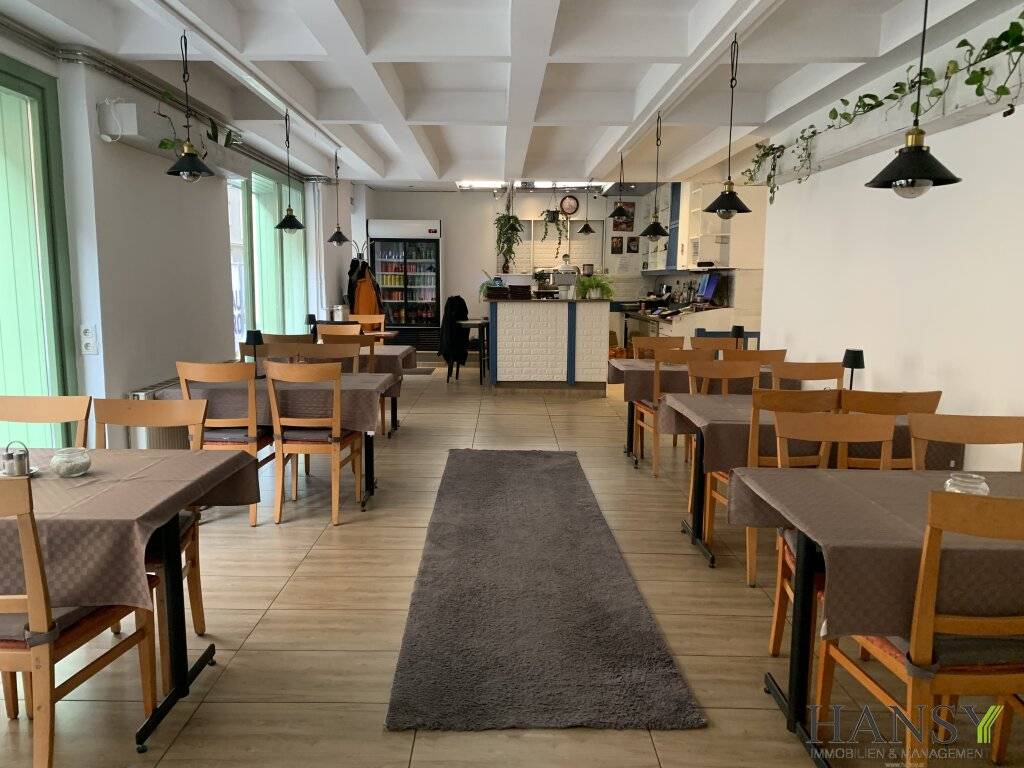 Gastronomie mit Wohnung und ganzjährigem Schanigarten im 4. Bezirk - 210 m² Top-Lage, Wien