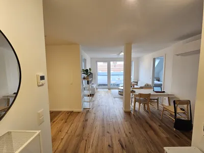 Perfekte WG-Dachgeschosswohnung mit Balkon - voll möbliert - Top-Lage nahe U6 Burggasse/ Stadthalle – Bild 3