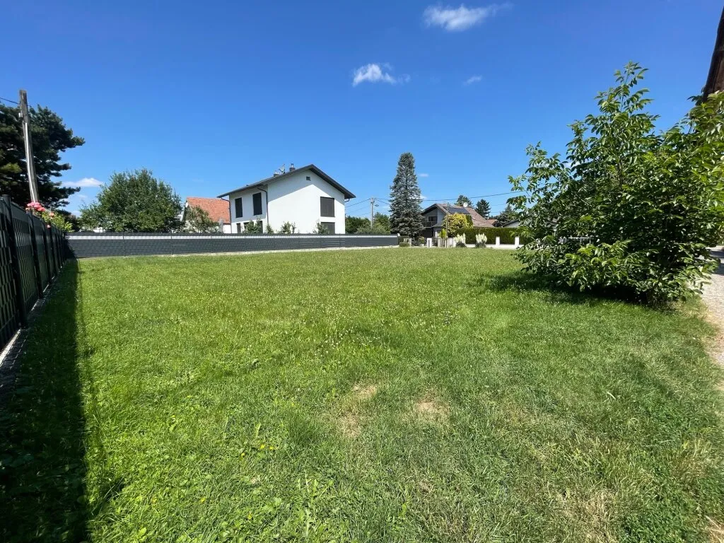 Schönes ebenes Grundstück in Grünruhelage - Ansicht 2