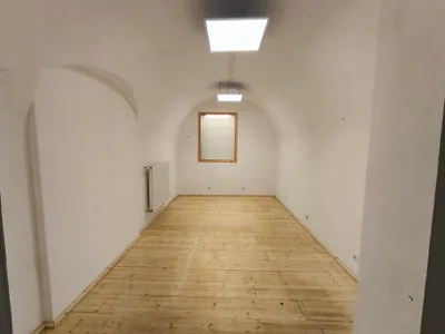4-Zimmer-Gewerbeimmobilie mieten in Ried im Innkreis – 86 m², € 750 – Bild 7 von 11