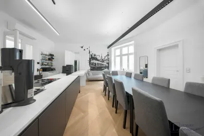 6-Zimmer-Gewerbeimmobilie mieten in Wien – 183 m², € 9.600 – Bild 2 von 23