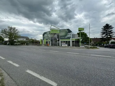 Gewerbeimmobilie mieten in Wien – 1 300 m², € 11.760 – Bild 2 von 21