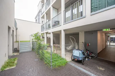 ***NEU*** Zweitbezug *** Hofhaus Maisonette mit Hof & Terrasse – Bild 2