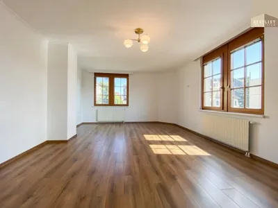 4-Zimmer-Wohnung mieten in Baden – 123,01 m², € 1.569 – Bild 1 von 11