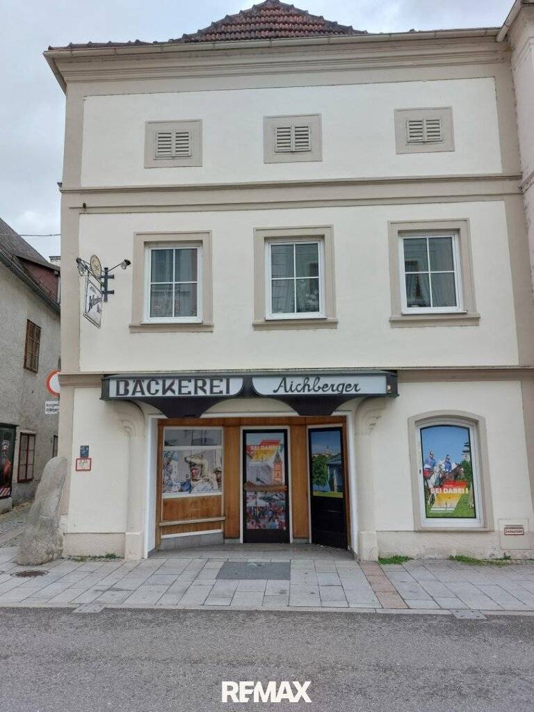Cafe-Imbiss oder Geschäftslokal in Ennser Toplage mit möglichem Schanigarten! Mietbefreit bis zur Geschäftseröffung! - Ansicht 2