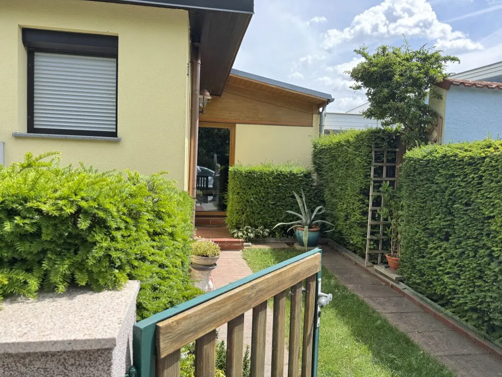 Haus am See mit Eigengrund und direkten Seezugang - nur 25 min von Wien - Ansicht 3