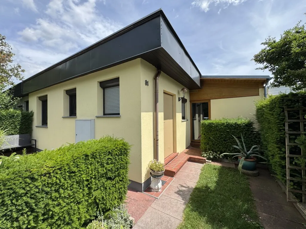 Haus am See mit Eigengrund und direkten Seezugang - nur 25 min von Wien - Ansicht 2