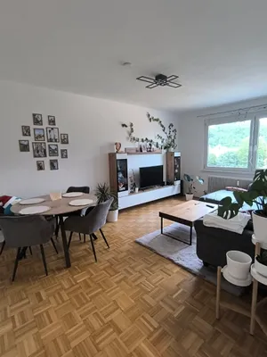 2-Zimmer-Wohnung mieten in Sankt Veit an der Glan – 65 m², € 561 – Bild 1 von 10