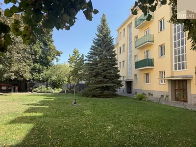 2-Zimmer-Wohnung kaufen in Baden – 68,1 m², € 170.000 – Bild 1 von 15