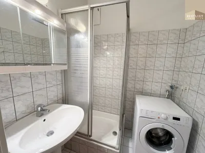 2-Zimmer-Wohnung kaufen in Baden – 68,1 m², € 170.000 – Bild 8 von 15