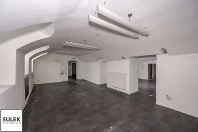 7-Zimmer-Gewerbeimmobilie mieten in Wien – 285 m², € 3.336 – Bild 26 von 36