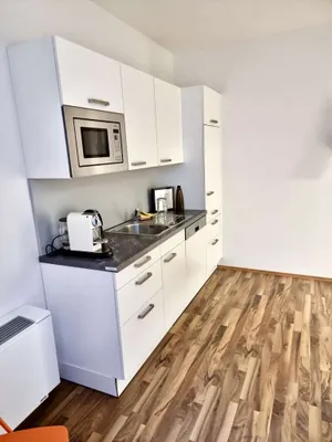 4-Zimmer-Gewerbeimmobilie mieten in Neusiedl am See – 125 m², € 1.850 – Bild 11 von 13