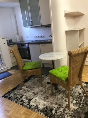 1-Zimmer-Wohnung mieten in Salzburg Stadt – 38 m², € 1.050 – Bild 2 von 3