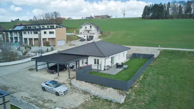 4-Zimmer-Haus kaufen in Vöcklabruck – 126,85 m², € 459.000 – Bild 2 von 18